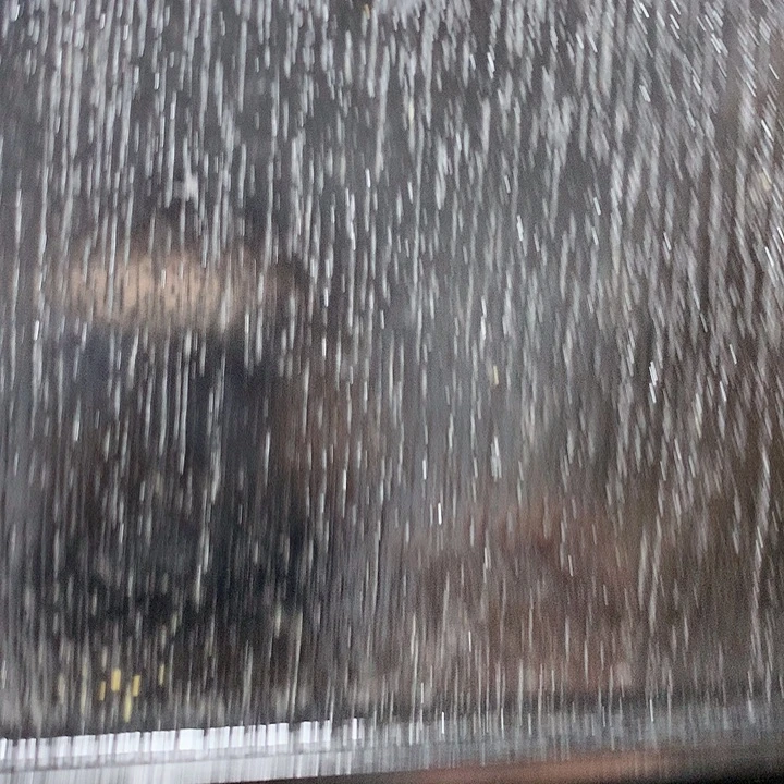 瓷片我就去看看她家门口还有哪些