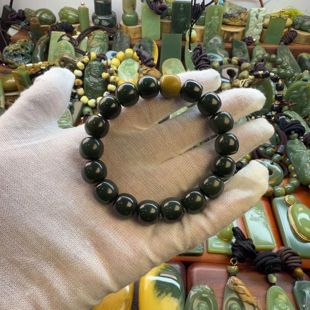 杰***岫岩河磨玉（透闪石质玉）未镶嵌手链