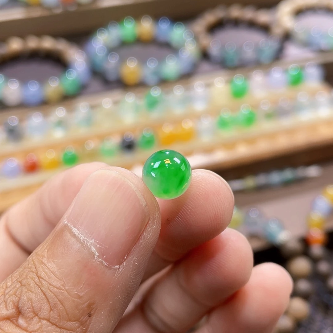 【闪购商品】未镶嵌手链翡翠上新卡8.8阳绿飘