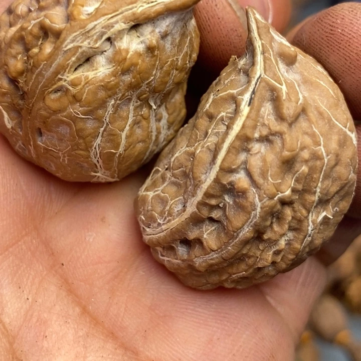 文玩核桃吊坠拿姐工艺135