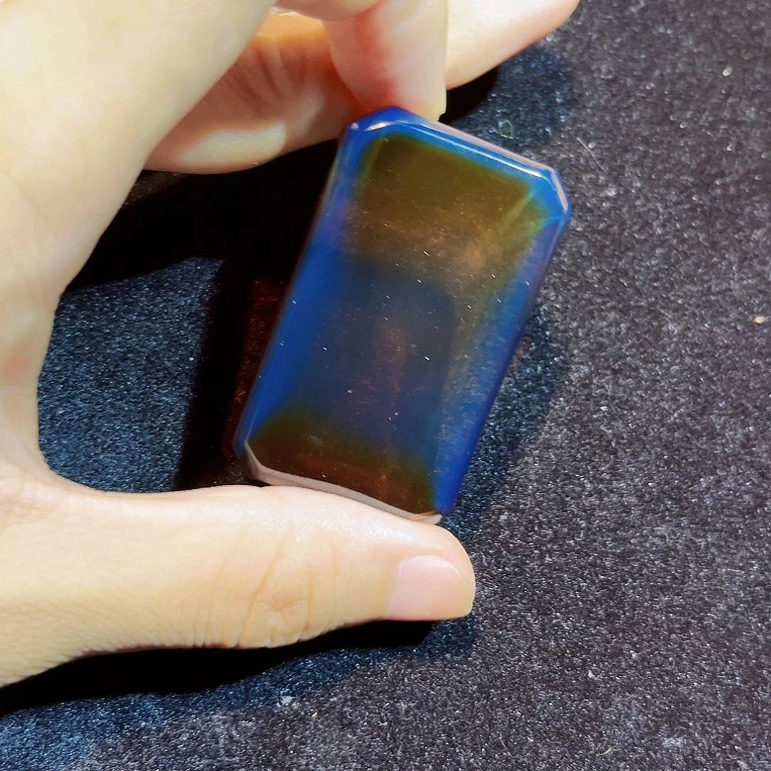 蓝珀未镶嵌珠宝奇石531红蓝