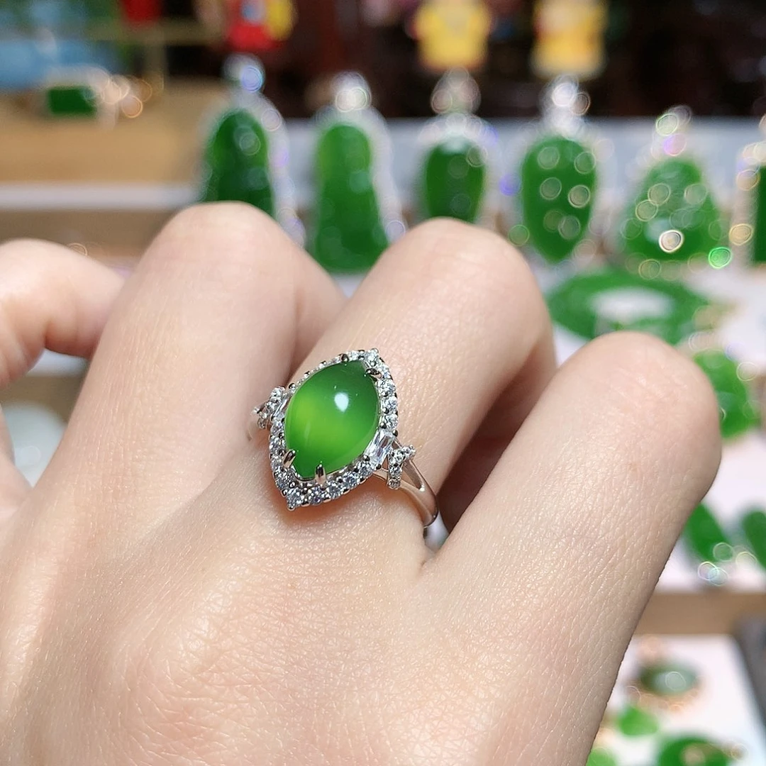 未镶嵌戒指和田玉（碧玉）