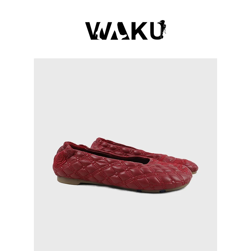 纽卡斯尔电镀刺绣Knight缝线擦色羊皮平底芭蕾舞单鞋