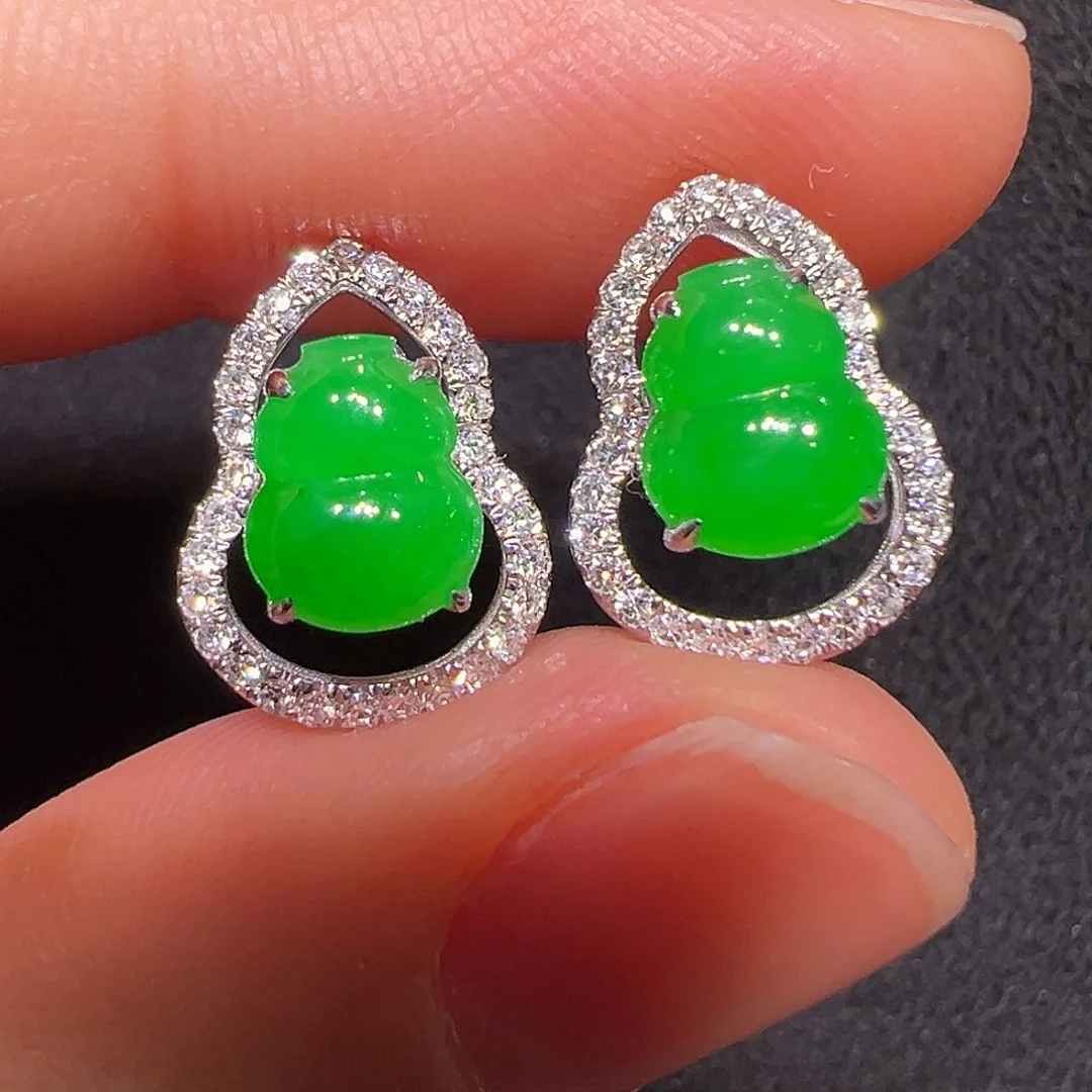 翡翠18K金镶嵌耳饰耳钉