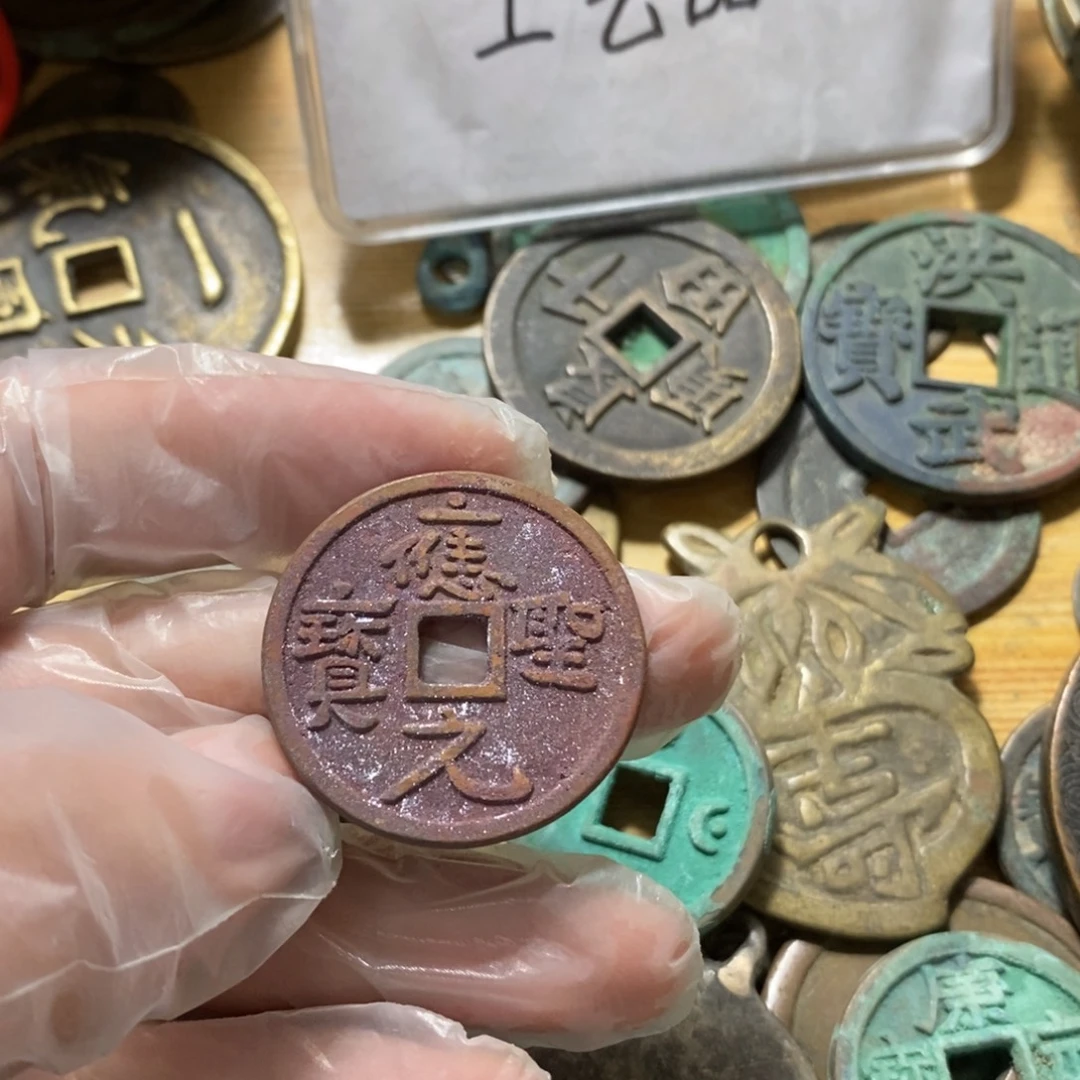 铜现代工艺品学习币