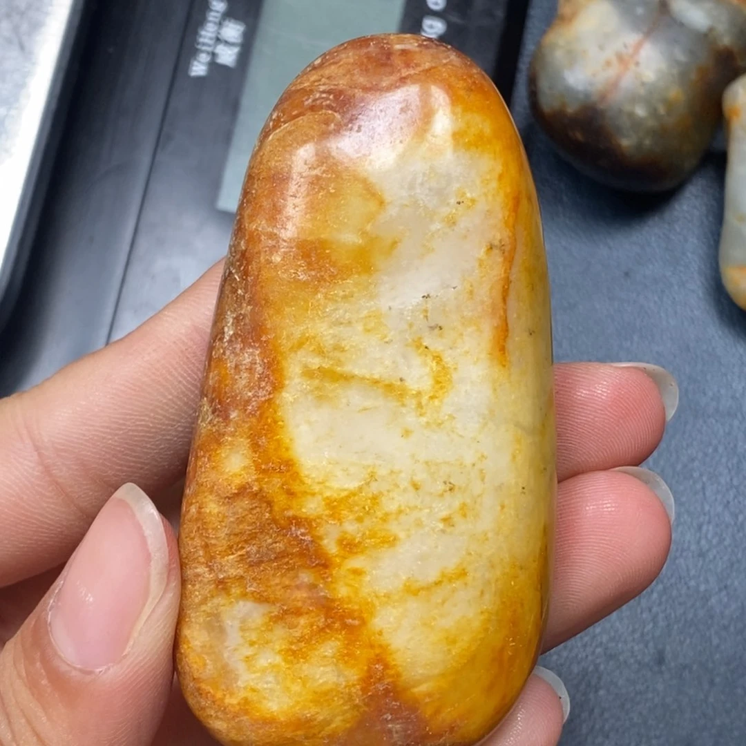 和田玉（糖玉）未镶嵌挂件