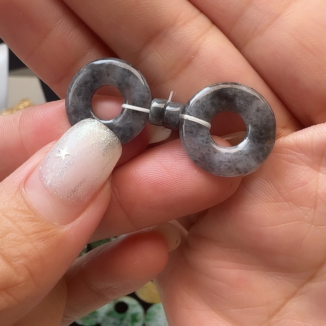 未镶嵌翡翠耳饰裸石
