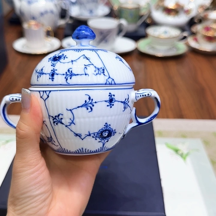 瓷片杯子杯子杯子水杯杯子