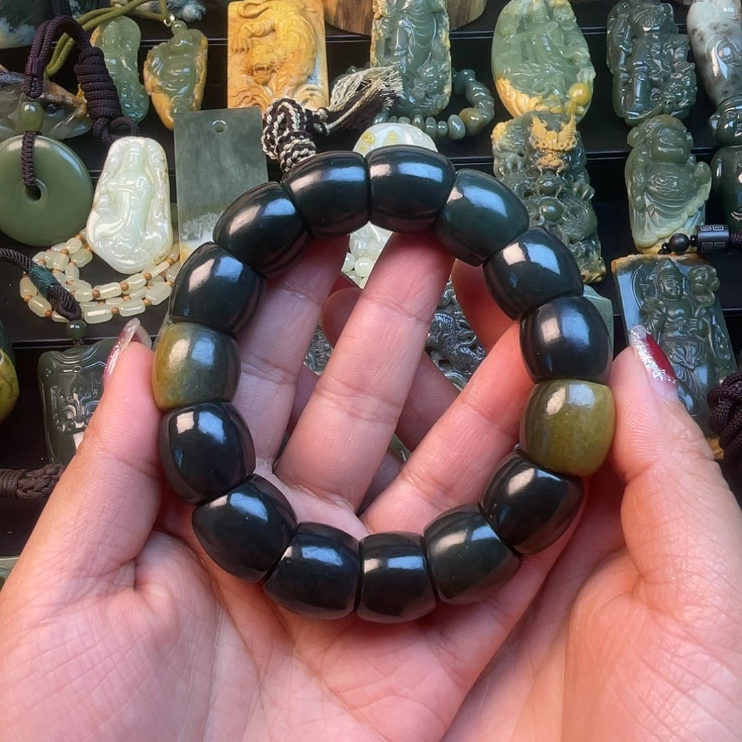 透闪石质玉未镶嵌手链