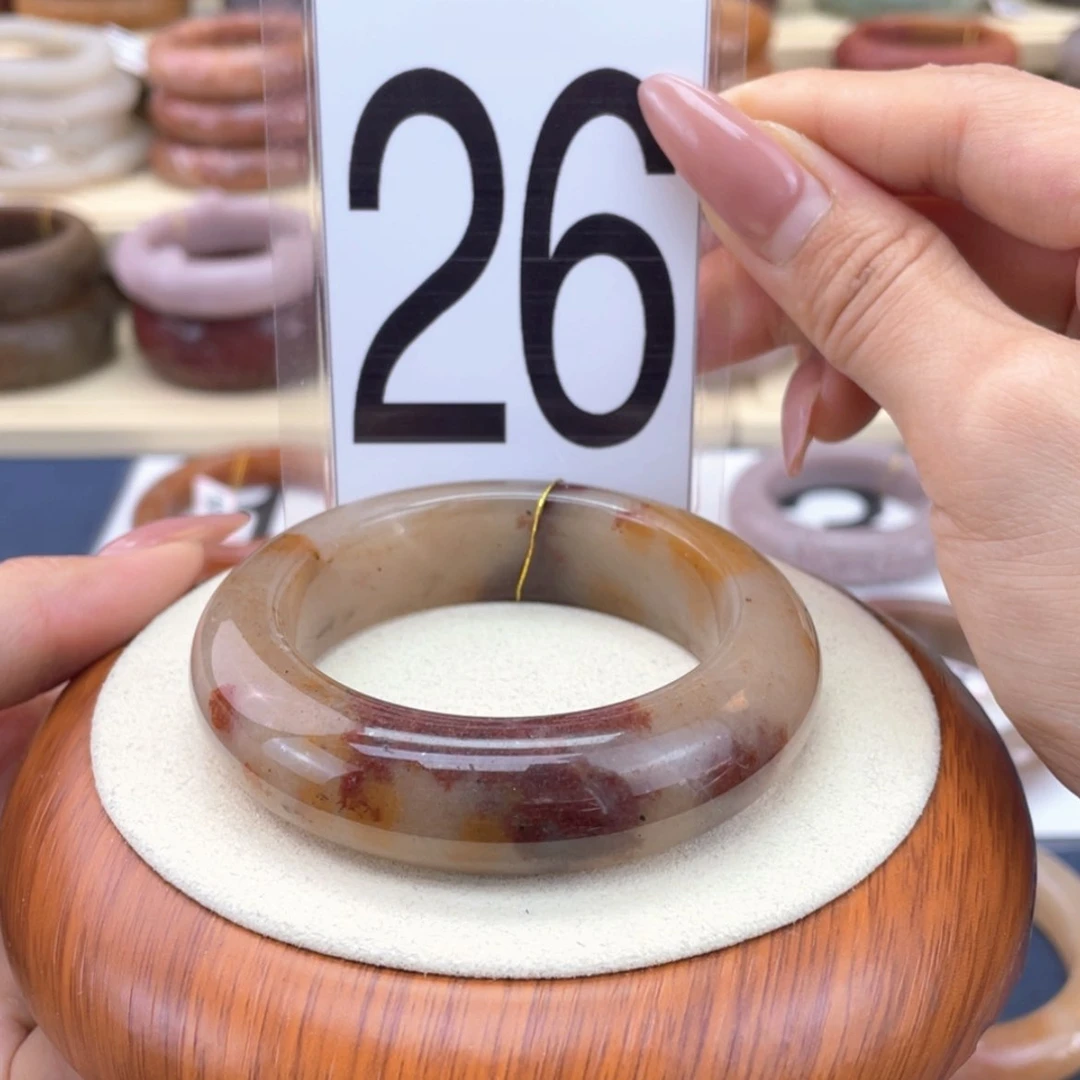 【闪购商品】石英质玉未镶嵌手镯