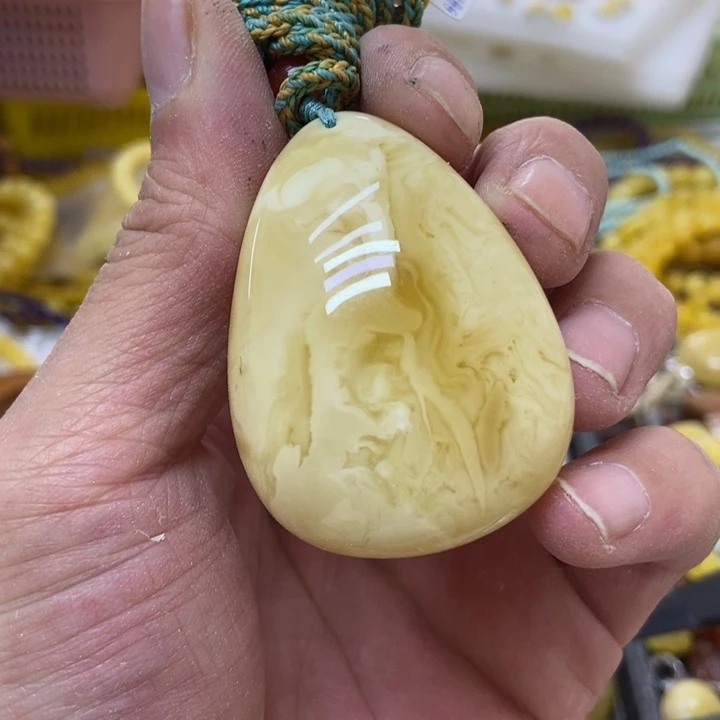 裸石蜜蜡未镶嵌吊坠
