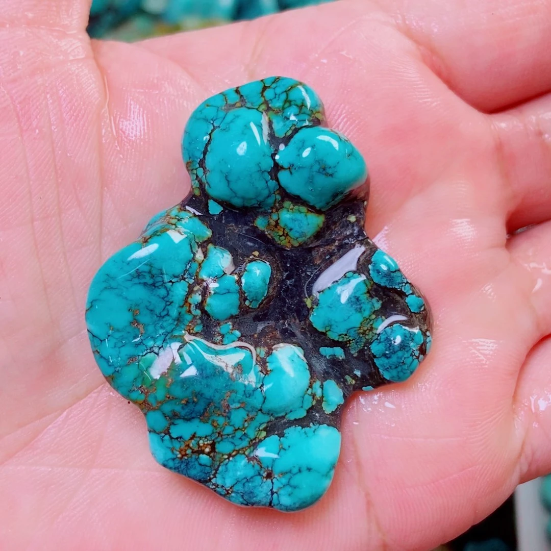 绿松石未镶嵌挂件