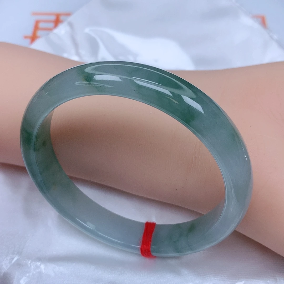 【闪购商品】未镶嵌手镯翡翠风**里，58
