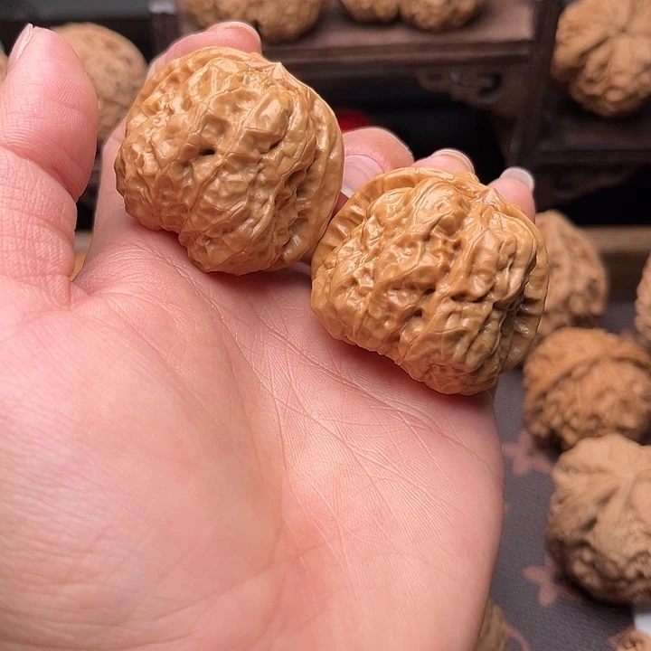 文玩核桃把件39蛤蟆头