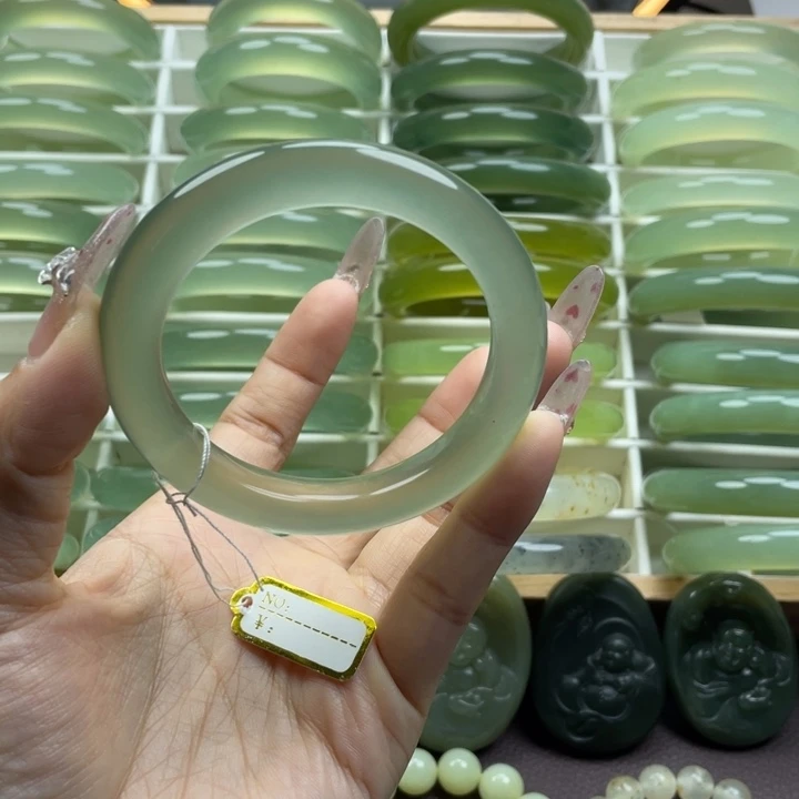 ****∮岫玉未镶嵌手镯岫玉