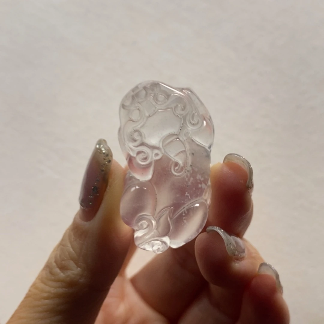 石英质玉未镶嵌颈饰