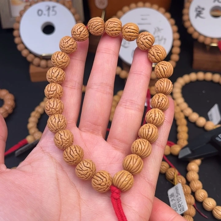 W***h桃核手串古川大肠边尺11.5抛光尺寸误差0.5Ｍｍ之间