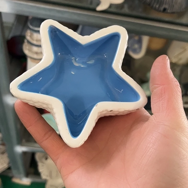 爱***）陶微xia特卖满38包邮