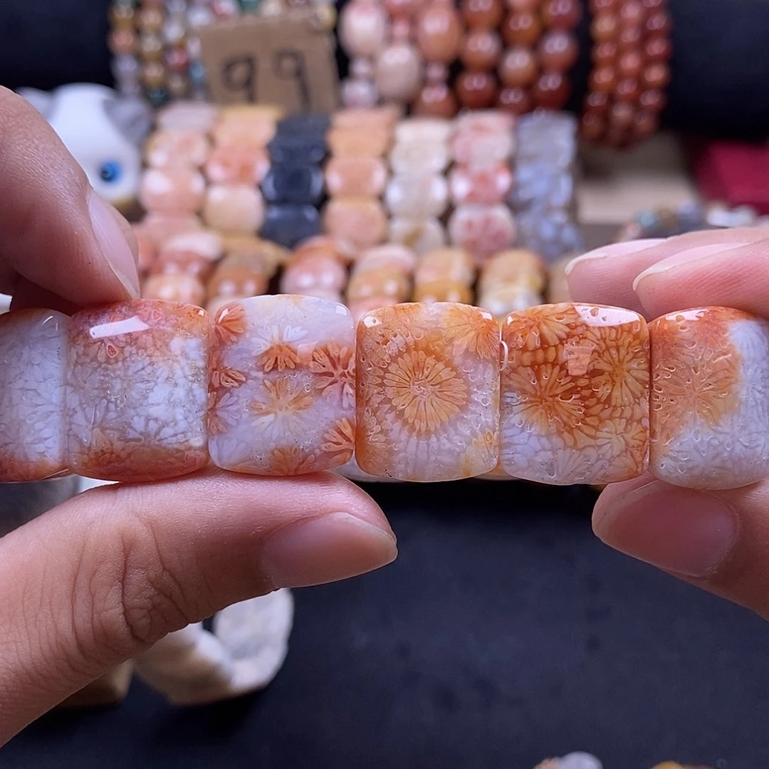 硅化珊瑚（珊瑚玉）手牌未镶嵌立体花17