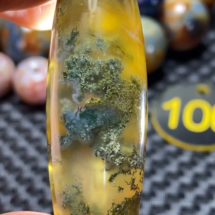中***拿玛瑙/玉髓未镶嵌颈饰