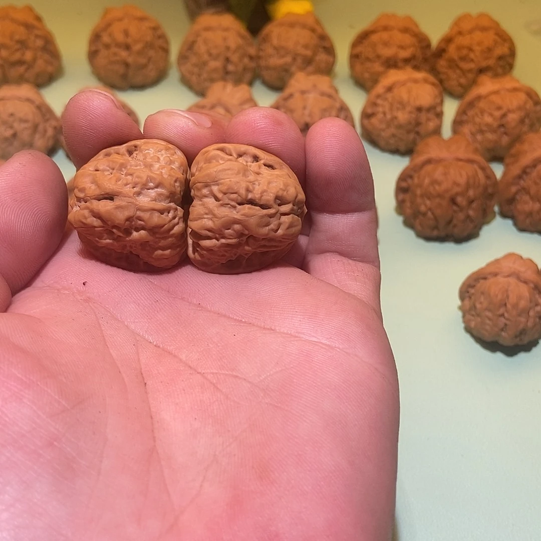 文玩核桃吊坠那**-蛤蟆头30一对