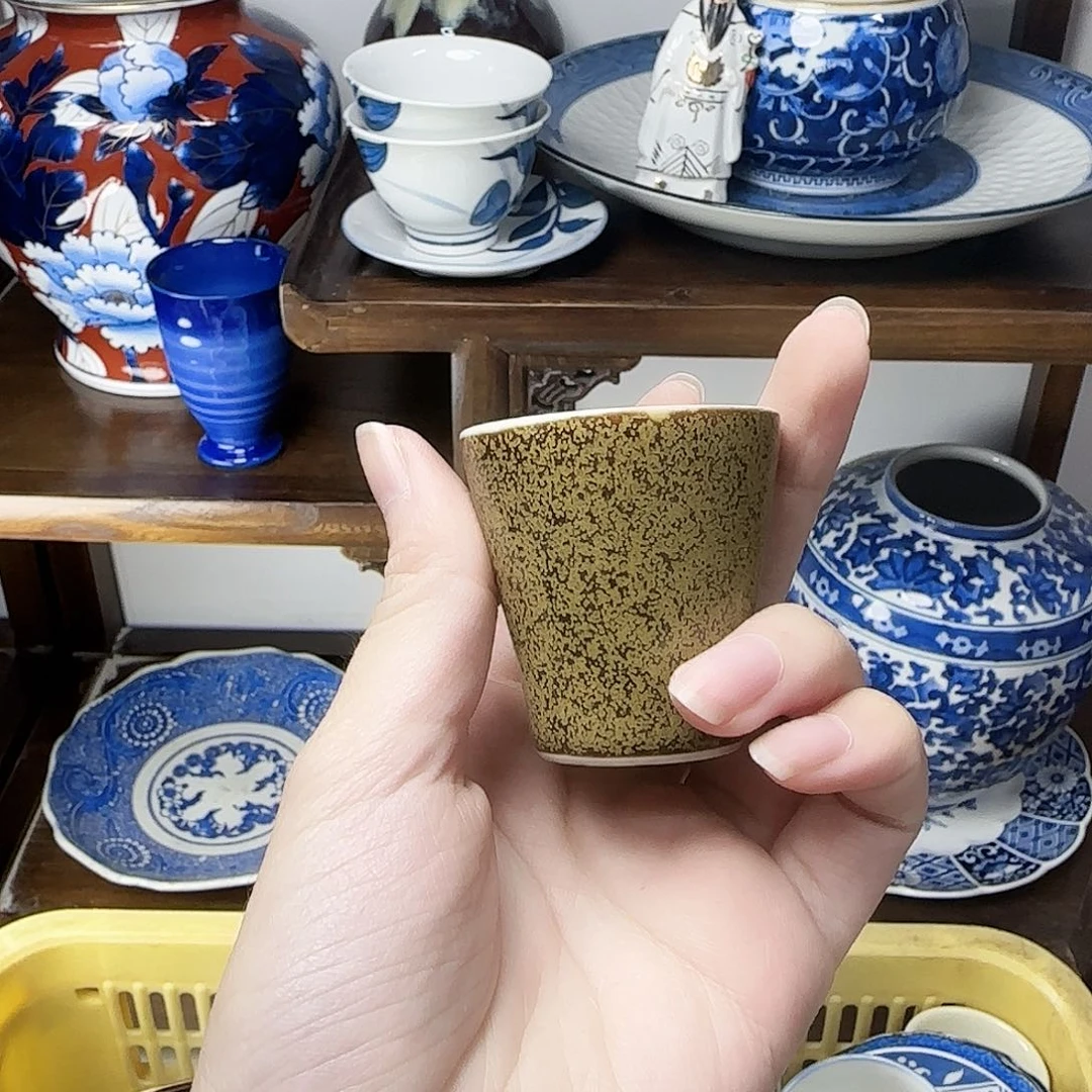 物*完美主义者慎拍杯子