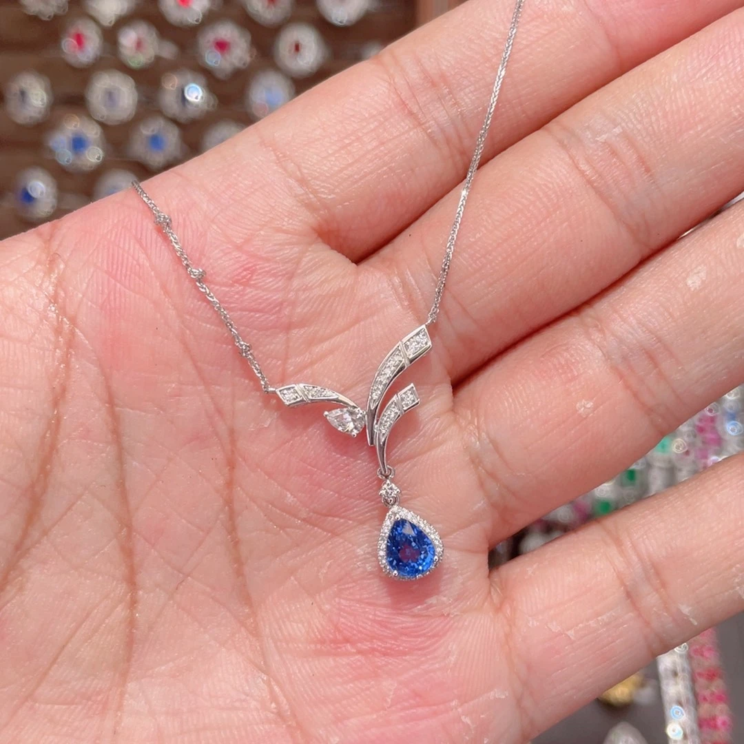 项链蓝宝石18K金镶嵌1ct