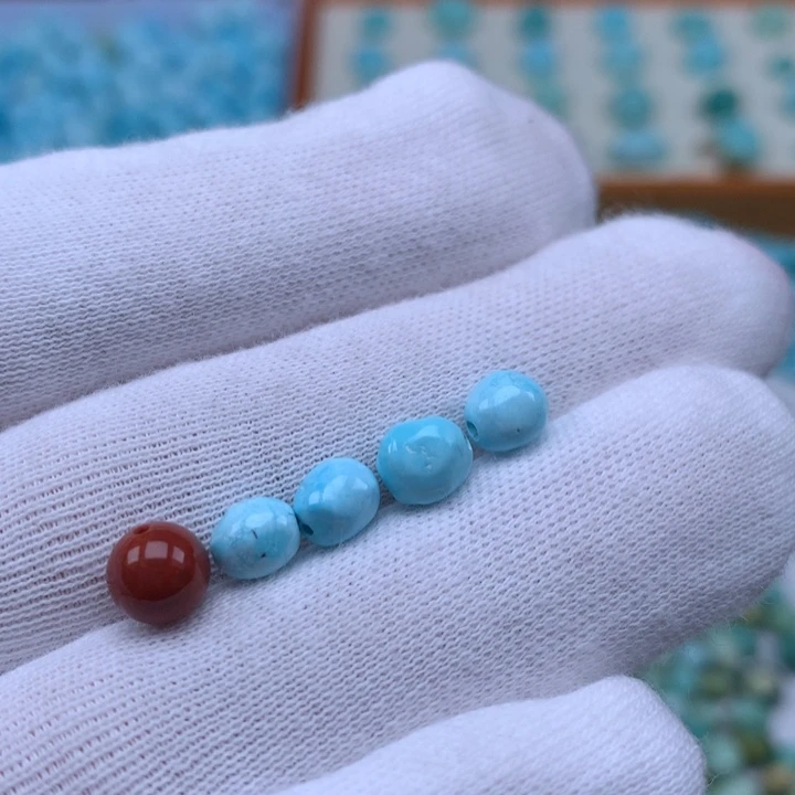 南红玛瑙未镶嵌珠宝奇石