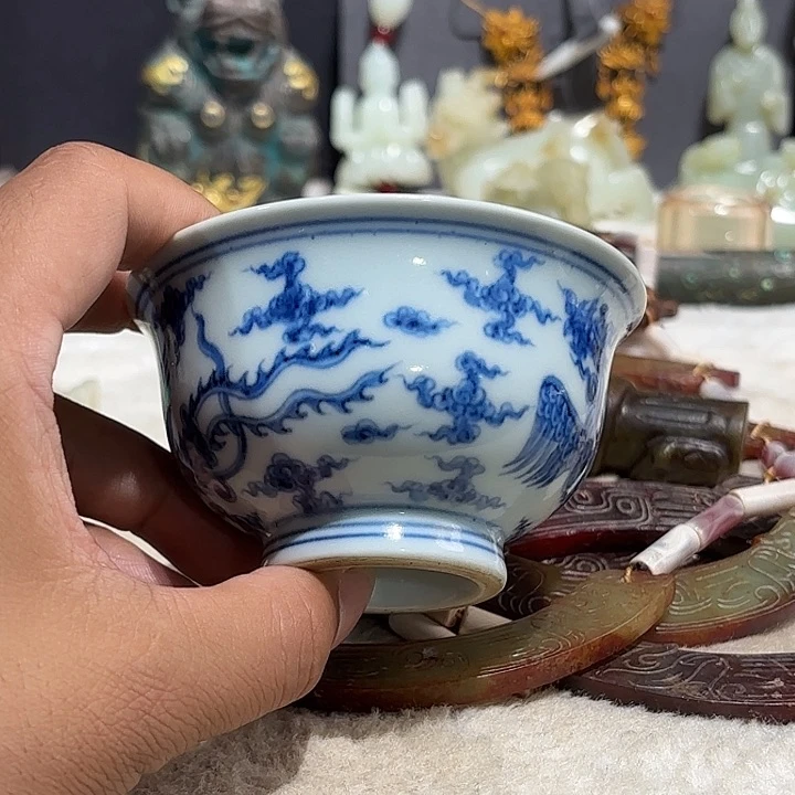 瓷片周在哪上班吗今天怎么又要