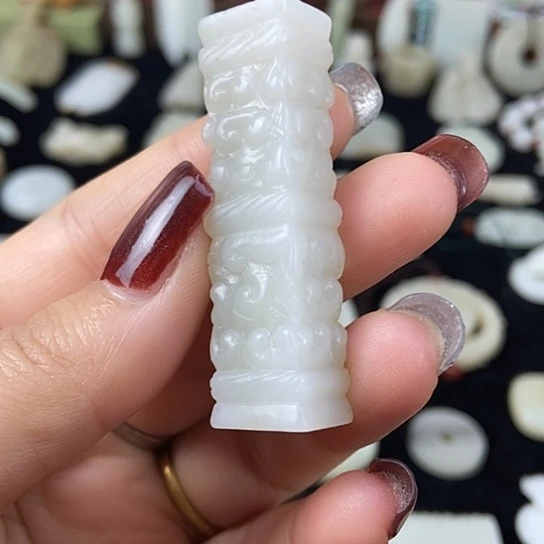 和田玉（糖玉）未镶嵌挂件