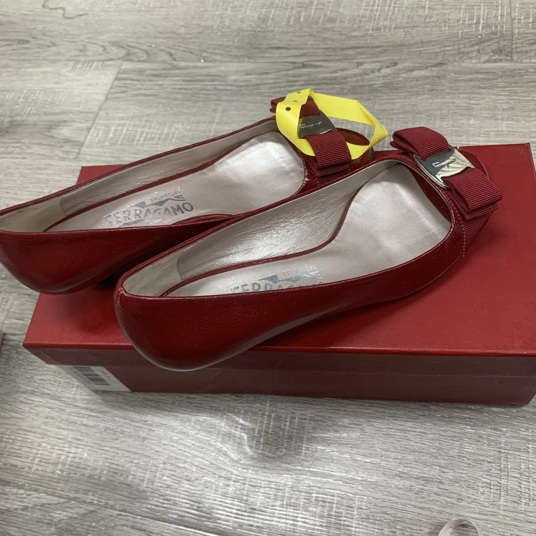 99新 FERRAGAMO/菲拉格慕 鱼嘴红色高跟鞋/F00316/35.5码