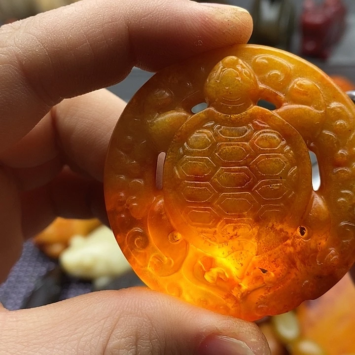 未镶嵌蛇纹石玉颈饰