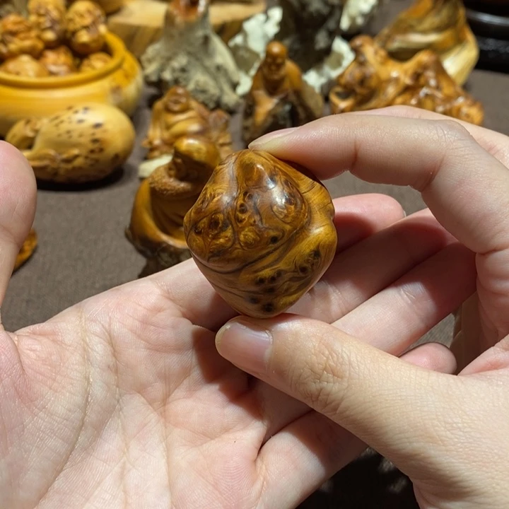 柏木（崖柏）顶****奥黑油随行手把