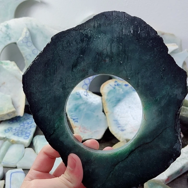 翡翠未镶嵌颈饰姗*姐纯天然缅甸翡翠