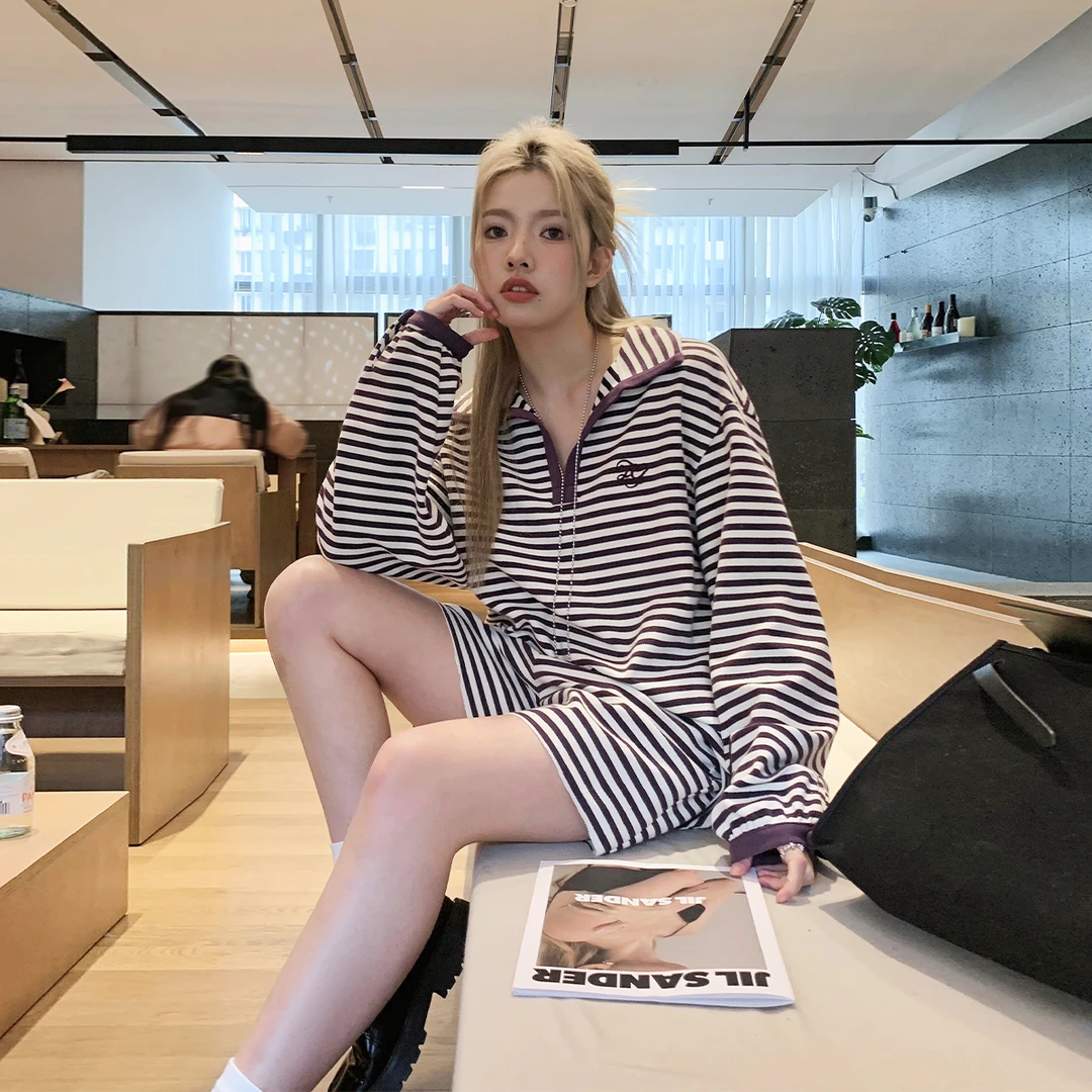 白标~威化套装~条纹翻领刺绣卫衣长袖时尚休闲宽松上衣春季女