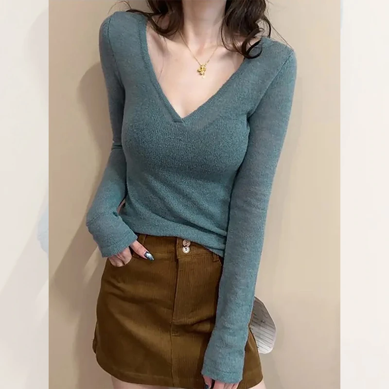 别致独特漂亮蓝色打底小衫内搭洋气高贵V领针织衫上衣女韩系秋冬