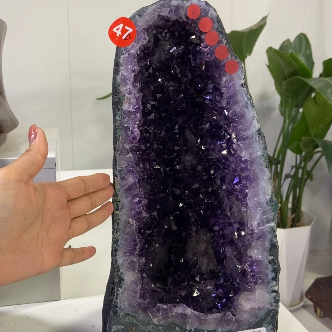 未镶嵌水晶大型摆件（非配饰）