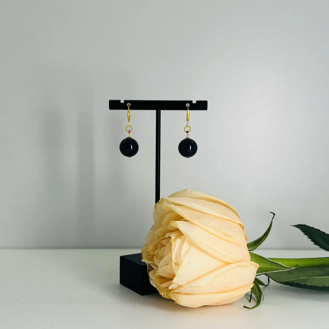 壹屿珠宝 和田玉耳钉（圆）