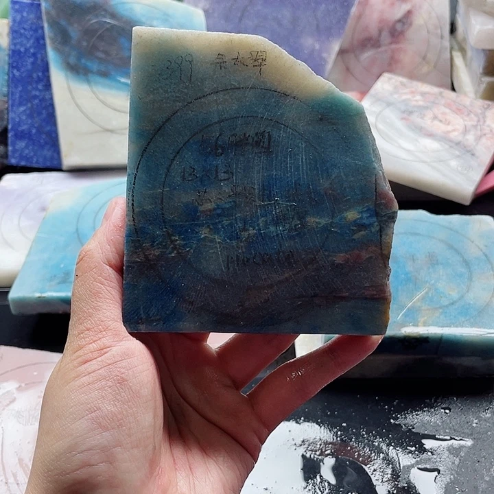 石英质玉未镶嵌手镯定制