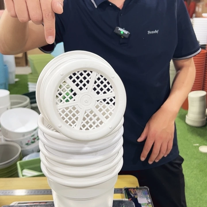 翻边09口16高18白色无托6只