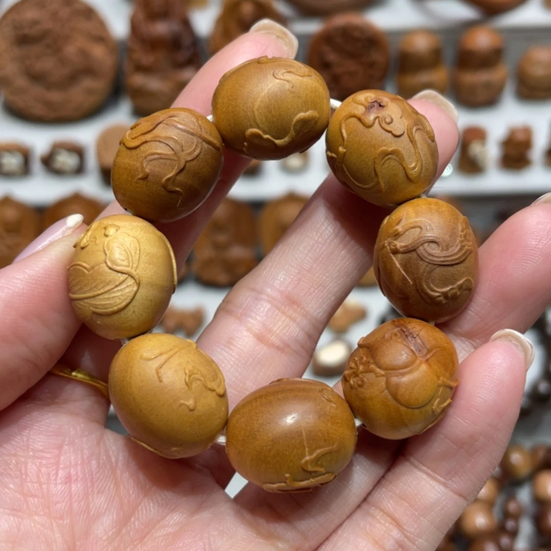 【闪购商品】檀香木吊坠白****痣小吊坠串微瑕