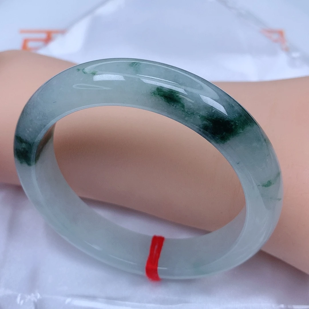 【闪购商品】未镶嵌手镯翡翠，56