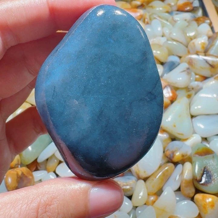 和田玉未镶嵌挂件81克