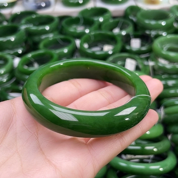 未镶嵌手镯和田玉（碧玉）
