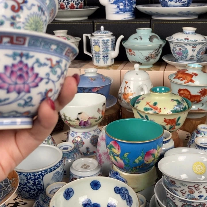 虞***蟆杯折葵非器缠枝莲两只