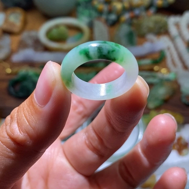 琉***璃定制翡翠未镶嵌毛货