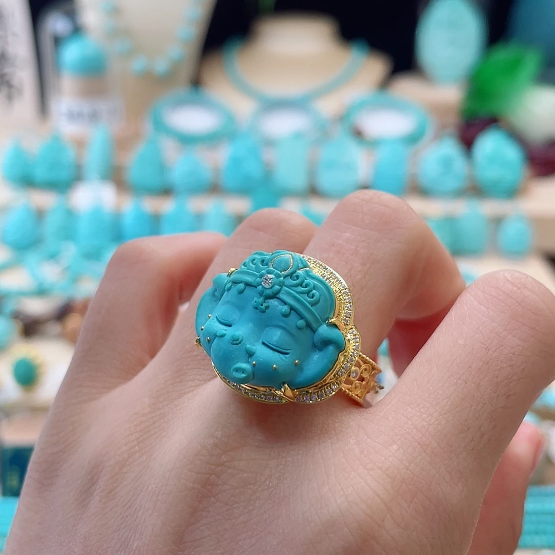 18K金镶嵌绿松石珠宝奇石