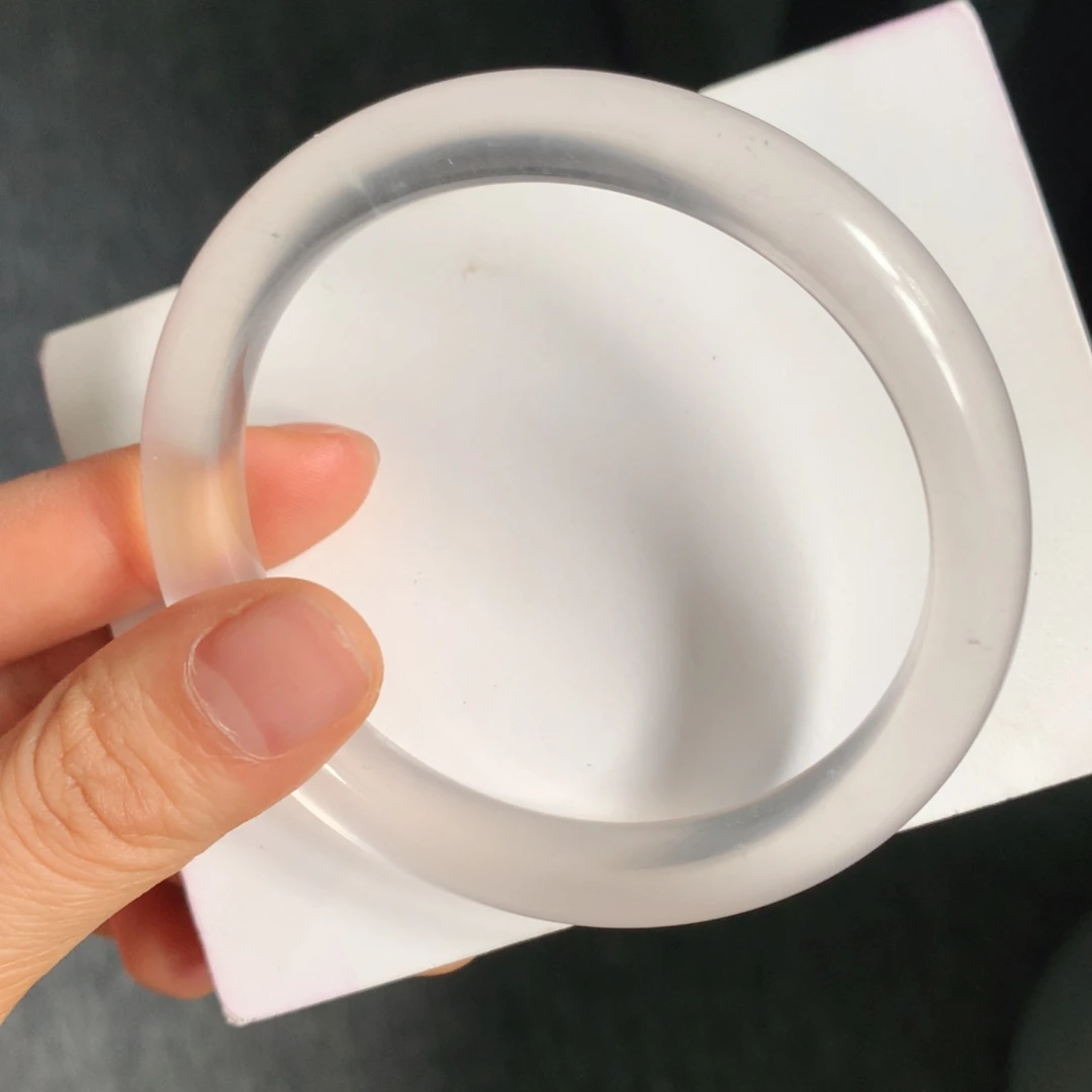 石英质玉（非洲翠）未镶嵌手镯