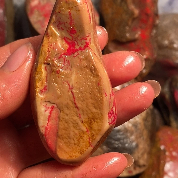 昌化石1**熊浙江昌化鸡血石