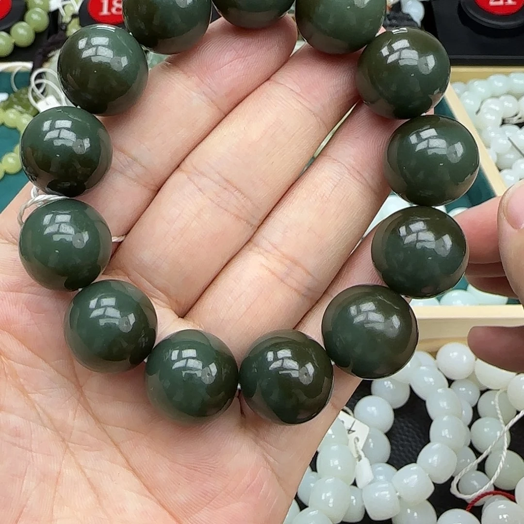 未镶嵌手链和田玉18